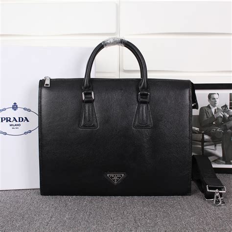 prada 公事包